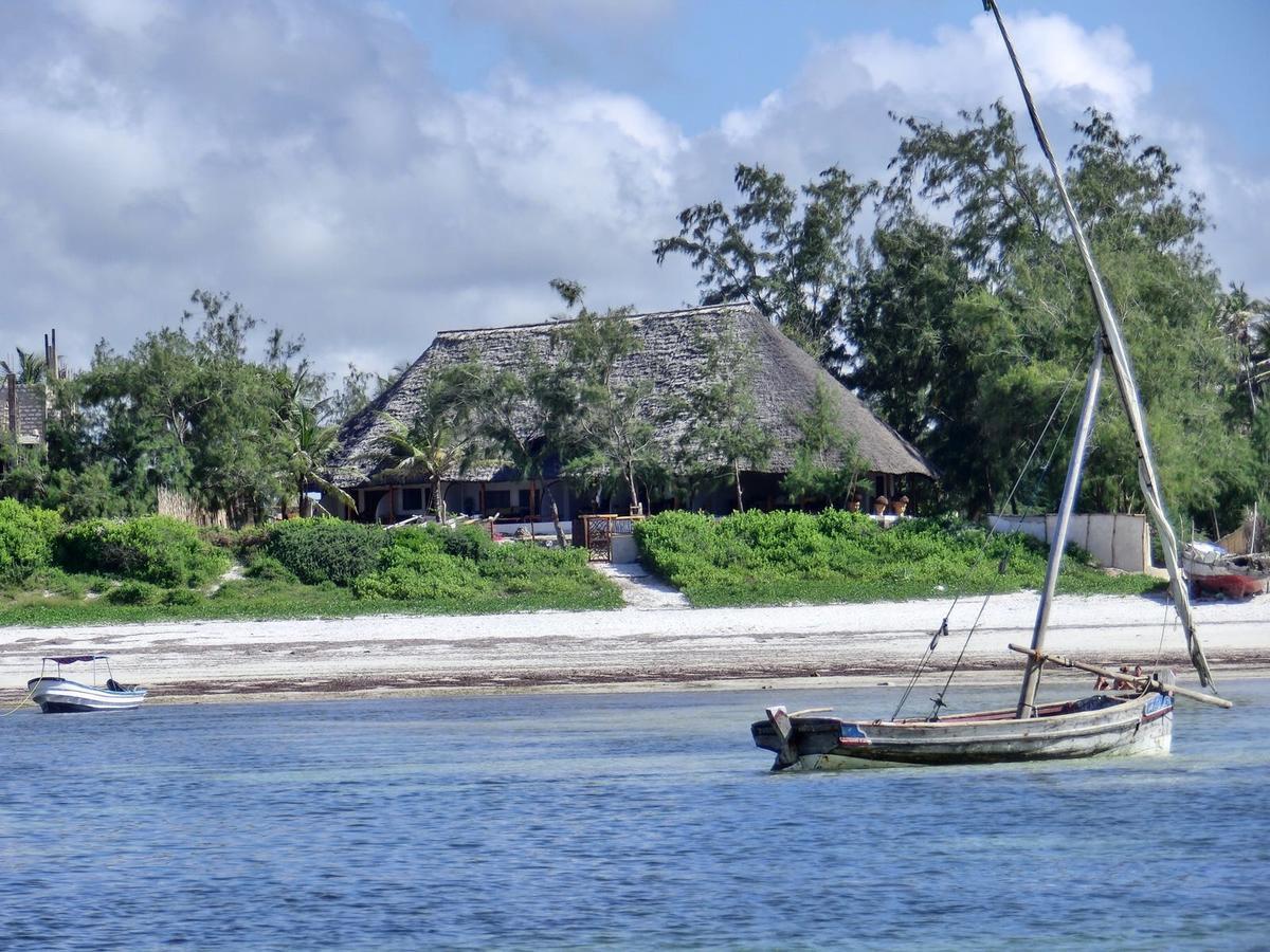 Sunset Beach Resort Watamu Exterior foto